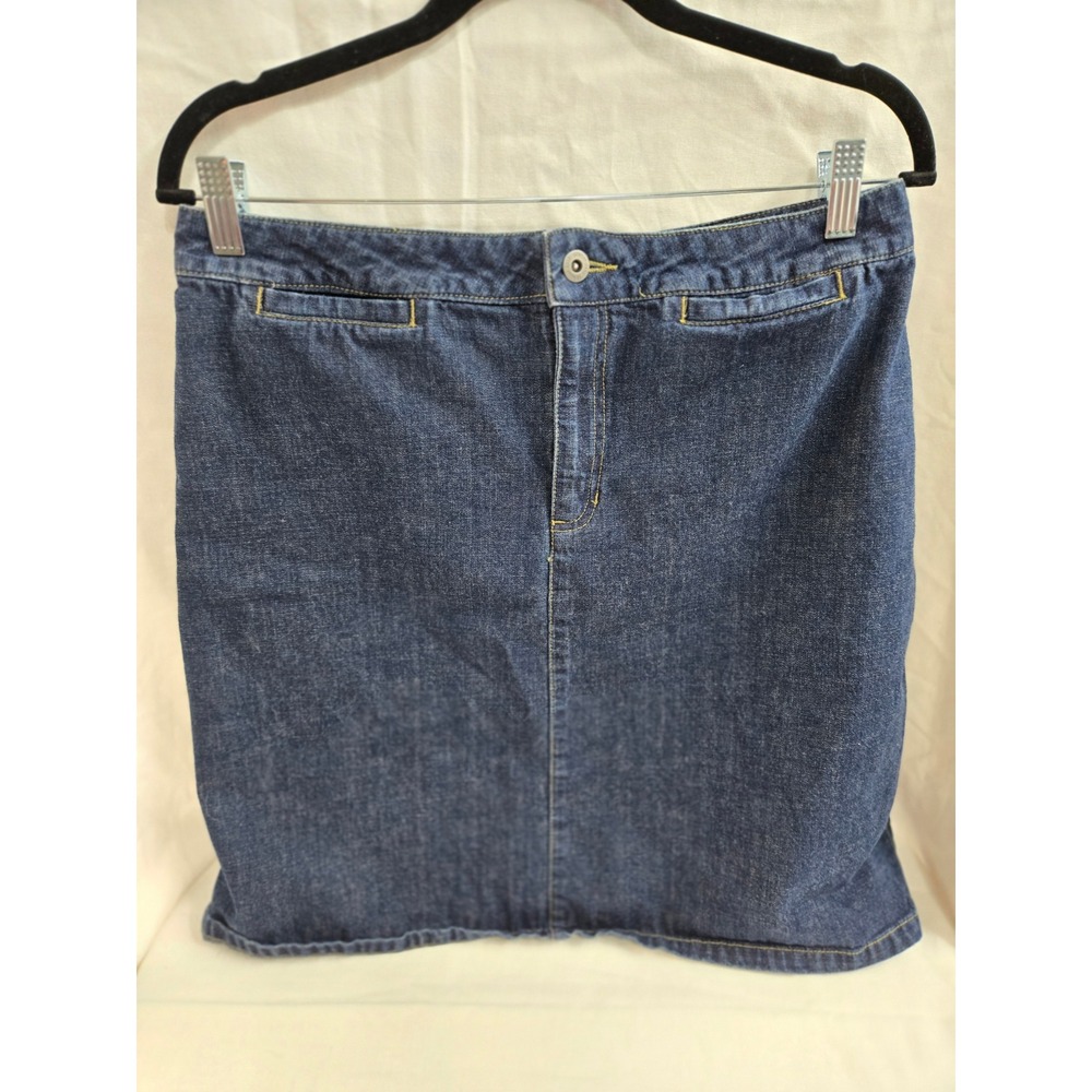 Liz Claiborne Dark Wash Denim Jean Skirt Womens Size 12 Knee Length Classic